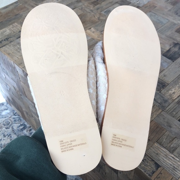 Korks Poppy Cream Embroidered Thong Flip Flop Sandal - Picture 7 of 7